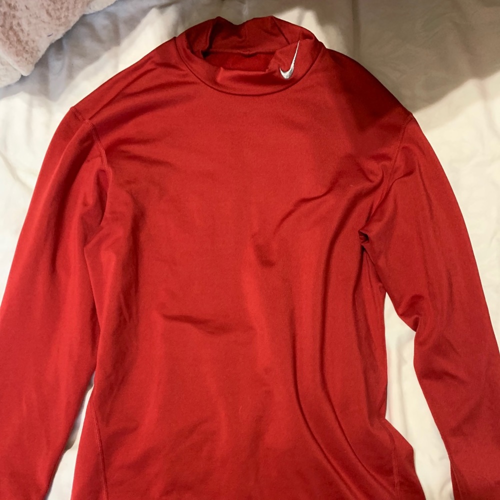 nike compression shirt